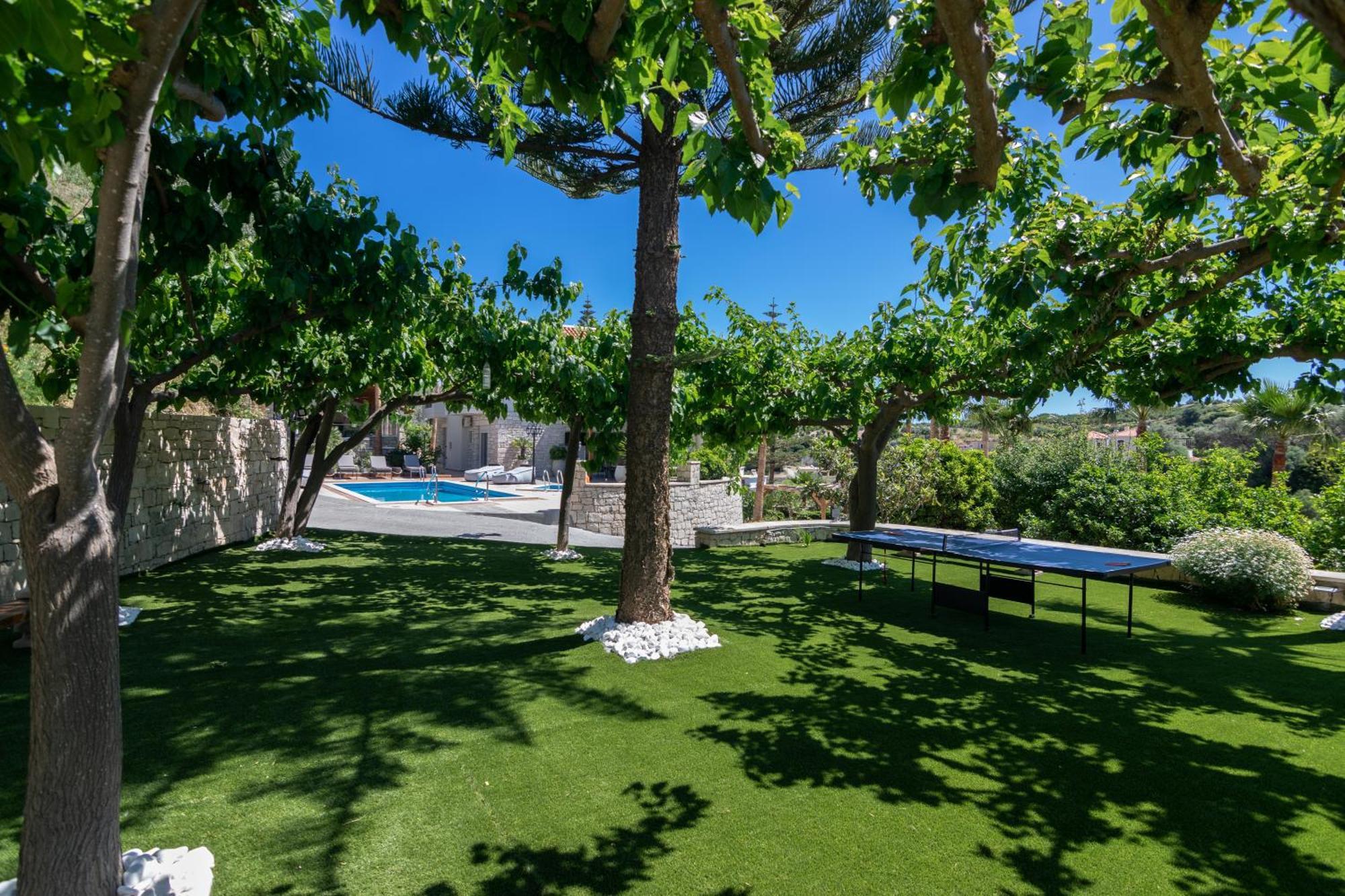 Kipo Paradiso Spa, Yoga & Gym Resort Kirianna エクステリア 写真