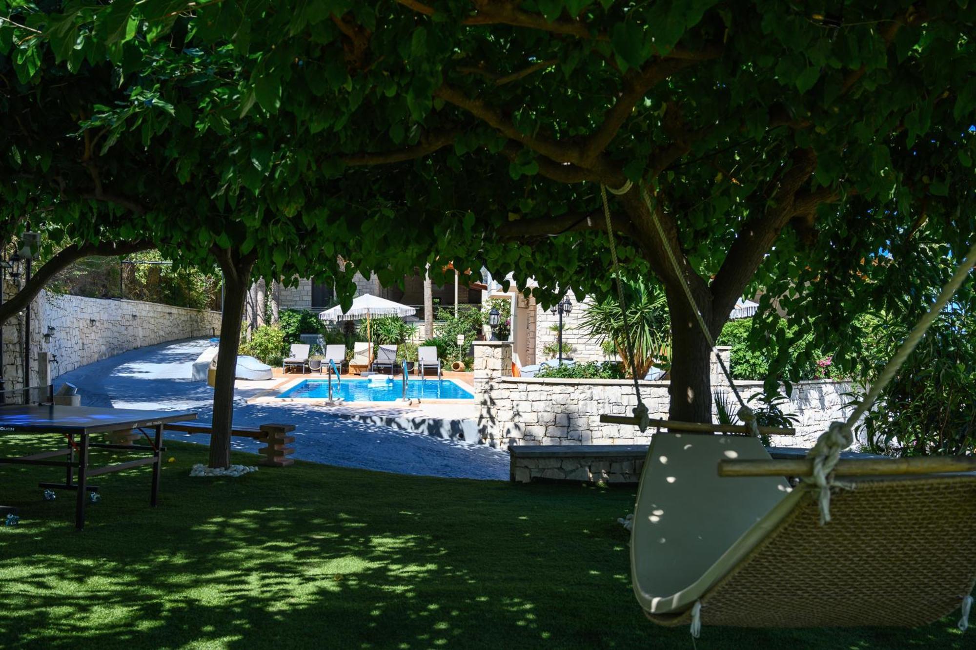 Kipo Paradiso Spa, Yoga & Gym Resort Kirianna エクステリア 写真
